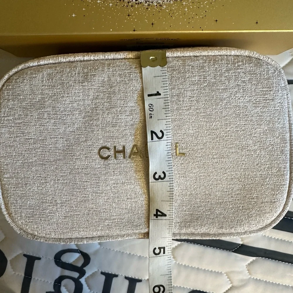 Chanel gift set - Picture 6 of 8